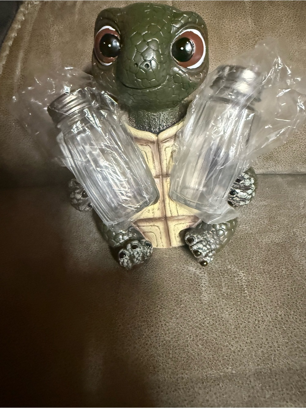 Green Turtle Figurine Salt & Pepper Shakers Set